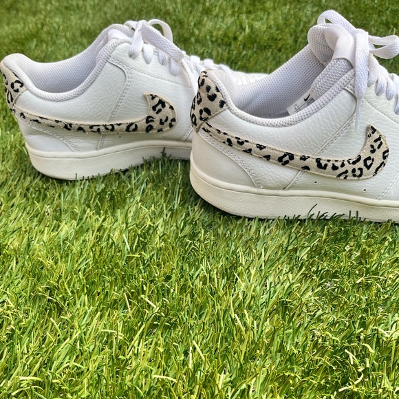 Nike Court Vision Low Sneakers - Picture 6 of 11